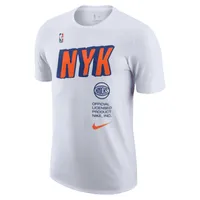 New York Knicks Men's Nike NBA T-Shirt. Nike.com