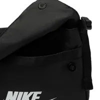 Nike Sportswear Women's Futura 365 Crossbody Bag (3L). Nike.com