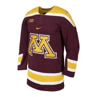 Minnesota Men's Nike College Hockey Jersey. Nike.com