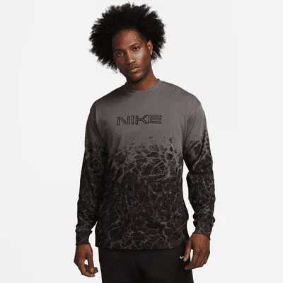 Nike "Kukini" Long-Sleeve T-Shirt. Nike.com