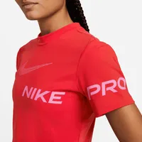 Nike Pro Dri-FIT Women's Short-Sleeve Cropped Graphic Training Top. Nike.com