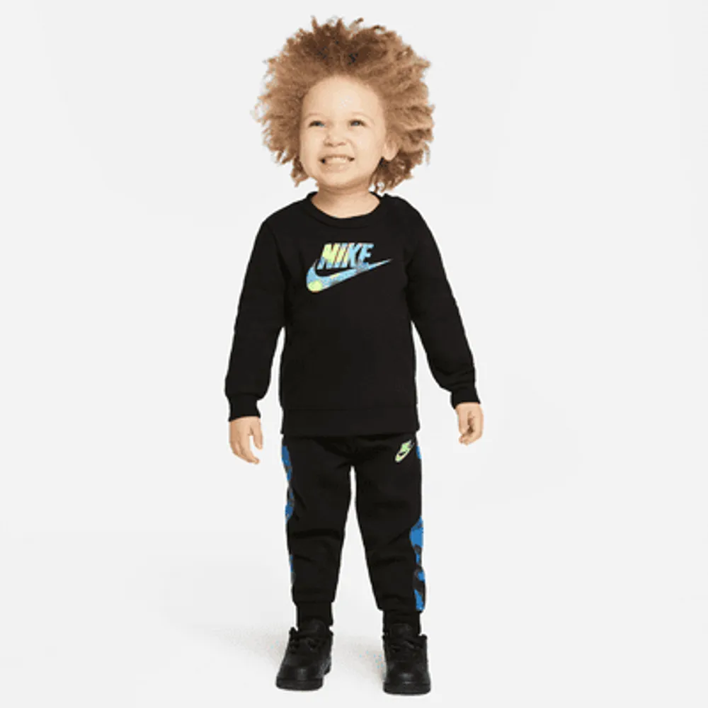 Nike "Futura is Now" Fleece Crew Set Little Kids' 2-Piece Set. Nike.com