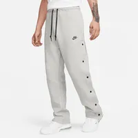 Nike Sportswear Tech Fleece Men's Loose Fit Tear-Away Pants. Nike.com