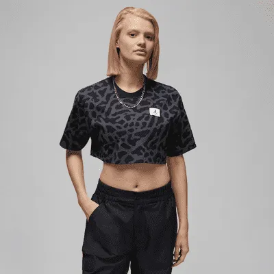 Jordan Cropped Graphic T-Shirt. Nike.com