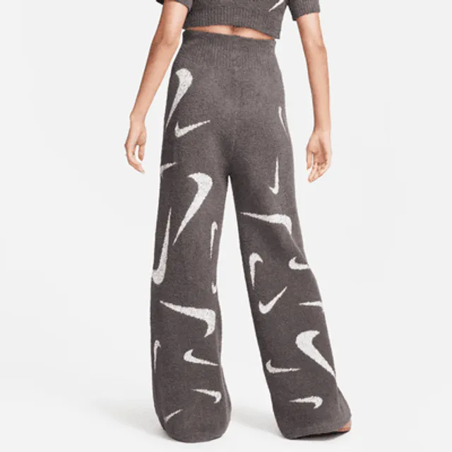 Nike Sportswear Phoenix Plush Women's High-Waisted Wide-Leg Cozy Fleece  Pants. Nike.com