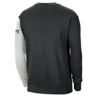 Los Angeles Lakers Courtside Men's Nike NBA Fleece Sweatshirt. Nike.com