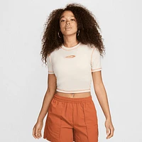 Nike Sportswear Chill Knit Women's Slim Cropped T-Shirt. Nike.com