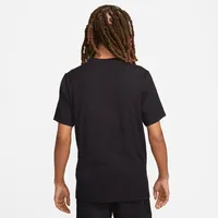 Nike Sportswear Men's T-Shirt. Nike.com