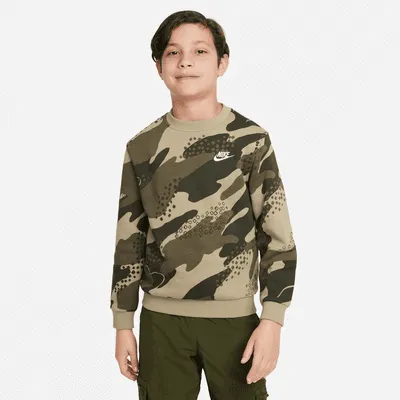 Nike Sportswear Club Fleece Big Kids' Sweatshirt. Nike.com