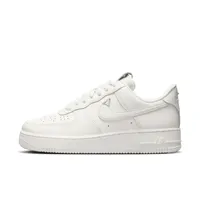 Nike Air Force 1 '07 LV8 Women's Shoes. Nike.com