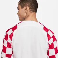 Croatia 2022/23 Stadium Home Men's Nike Dri-FIT Soccer Jersey. Nike.com