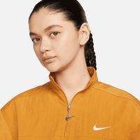 Robe tissée Nike Sportswear Swoosh pour Femme. FR