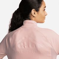 Vêtement intermédiaire de trail Nike Dri-FIT pour Femme. FR