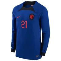 Netherlands National Team 2022/23 Stadium Away (Frenkie de Jong) Men's Nike Dri-FIT Long-Sleeve Soccer Jersey. Nike.com