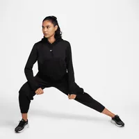 Nike Therma-FIT One Women's Pullover Hoodie. Nike.com