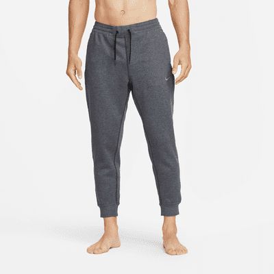 Pantalon en tissu Fleece Nike Yoga Dri-FIT pour Homme. FR