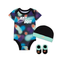 Nike Illuminate 3-Piece Box Set Baby Set. Nike.com