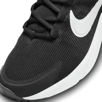 Nike Star Runner 4 Big Kids' Road Running Shoes. Nike.com