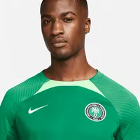 Nigeria Strike Men's Nike Dri-FIT Short-Sleeve Soccer Top. Nike.com