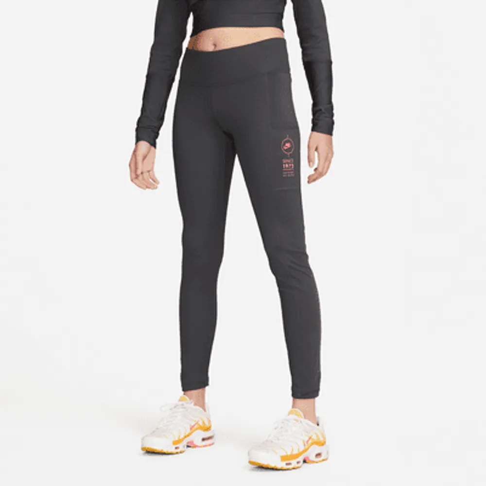 Nike Sportswear Women's Ribbed Sports Utility Leggings with