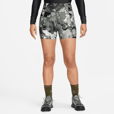 Nike ACG Dri-FIT ADV "Crater Lookout" Women's Allover Print Shorts with Pockets. Nike.com