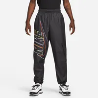 Nike Club Men's Woven Pants. Nike.com