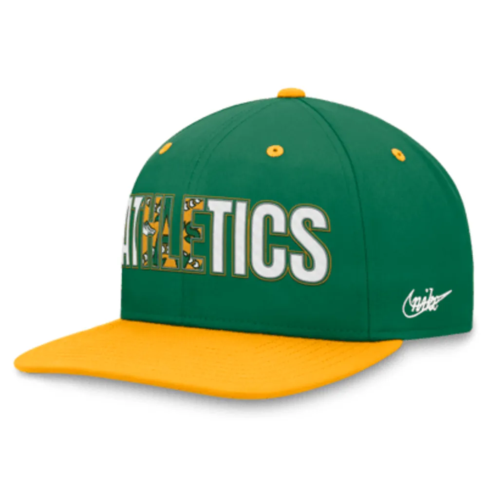 Oakland Athletics Heritage86 Men's Nike MLB Trucker Adjustable Hat.