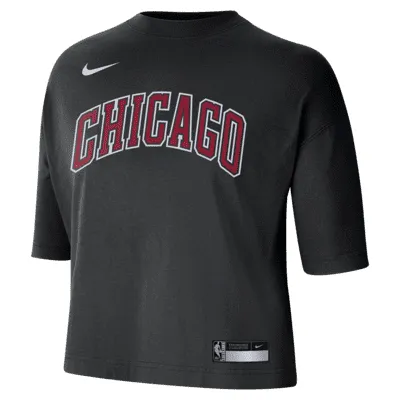 Chicago Bulls Courtside City Edition Women's Nike NBA T-Shirt. Nike.com