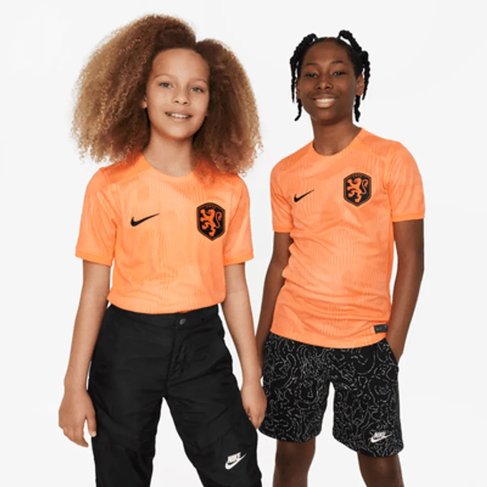Brazil 2022/23 Stadium Home Big Kids' Nike Dri-FIT Soccer Shorts