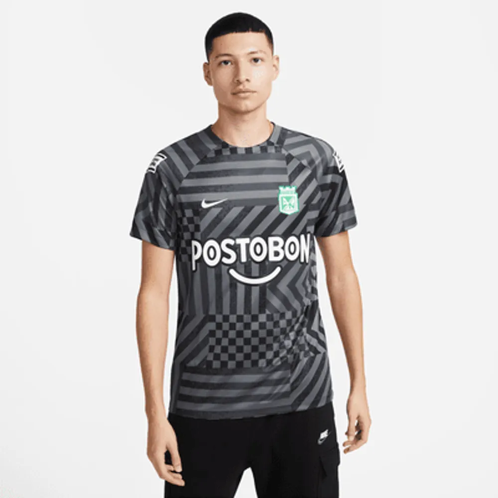 Atlético Nacional Men's Nike Dri-FIT Pre-Match Soccer Top. Nike.com