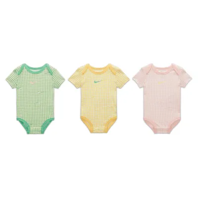 Nike 3-Piece Bodysuits Box Set Baby Set. Nike.com