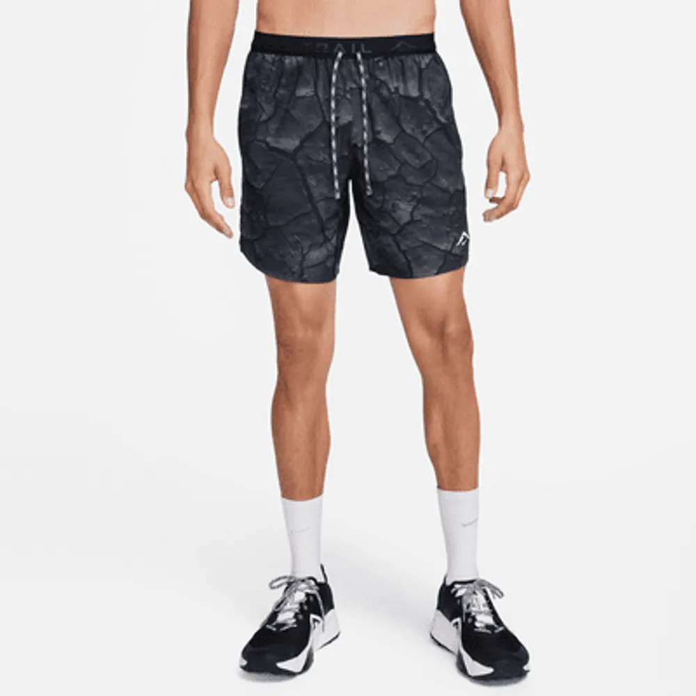 Nike Dri-FIT Stride Men's 18cm (approx.) Brief-Lined Printed Running Shorts.  UK