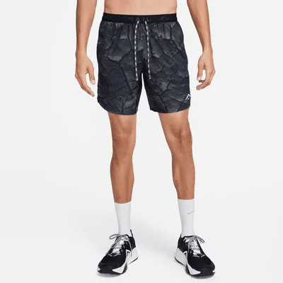 Nike Dri-FIT Stride Men's 7" Brief-Lined Printed Running Shorts. Nike.com