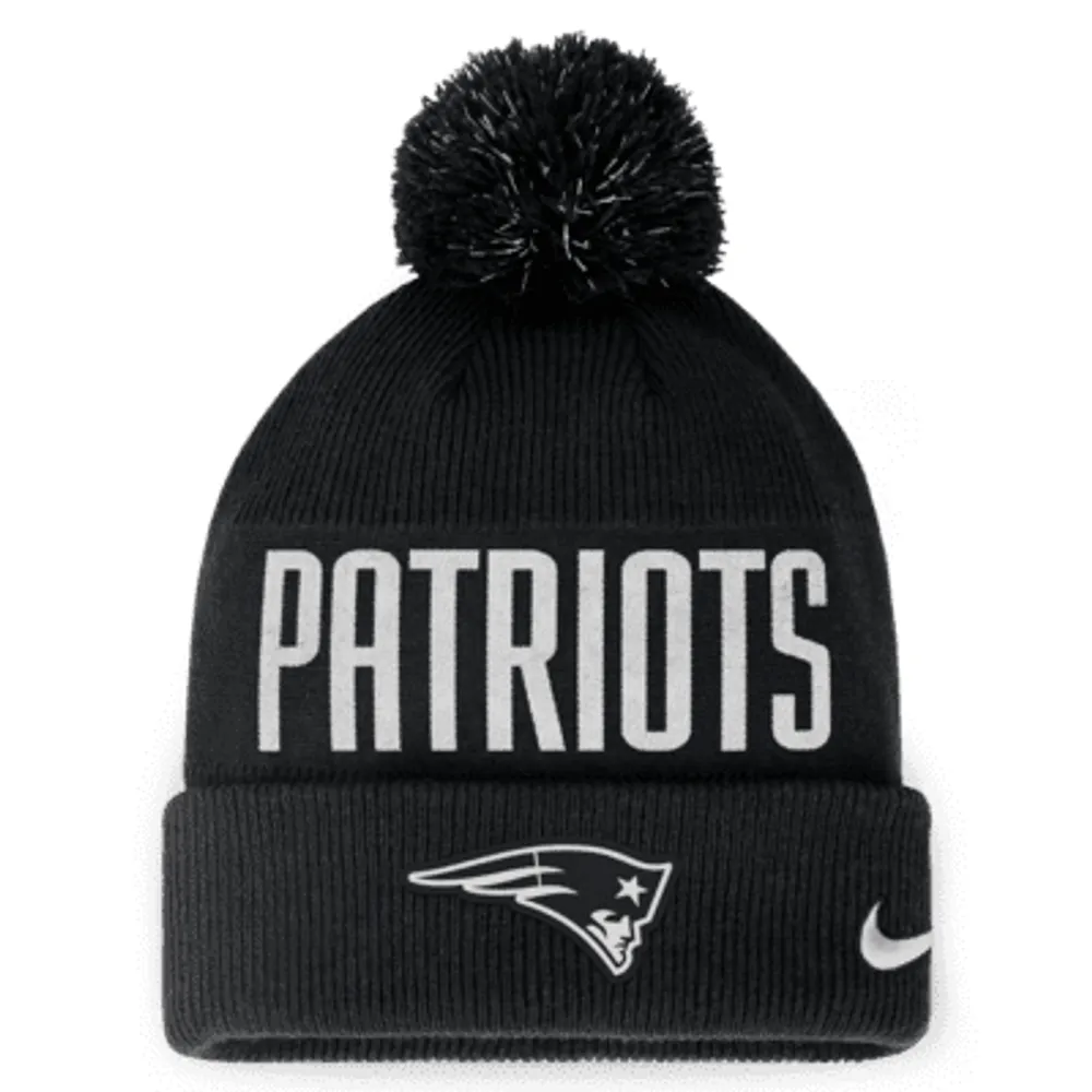 Nike RFLCTV (NFL New England Patriots) Men's Cuffed Beanie. Nike.com