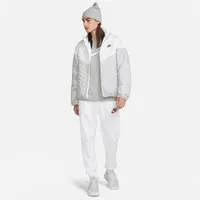 Nike Sportswear Windrunner Men's Therma-FIT Water-Resistant Puffer Jacket. Nike.com