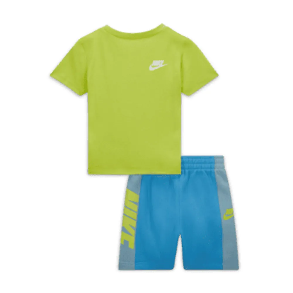 Nike Baby (12-24M) Amplify Shorts Set. Nike.com