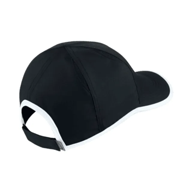 NikeCourt AeroBill Featherlight Adjustable Tennis Hat. Nike UK