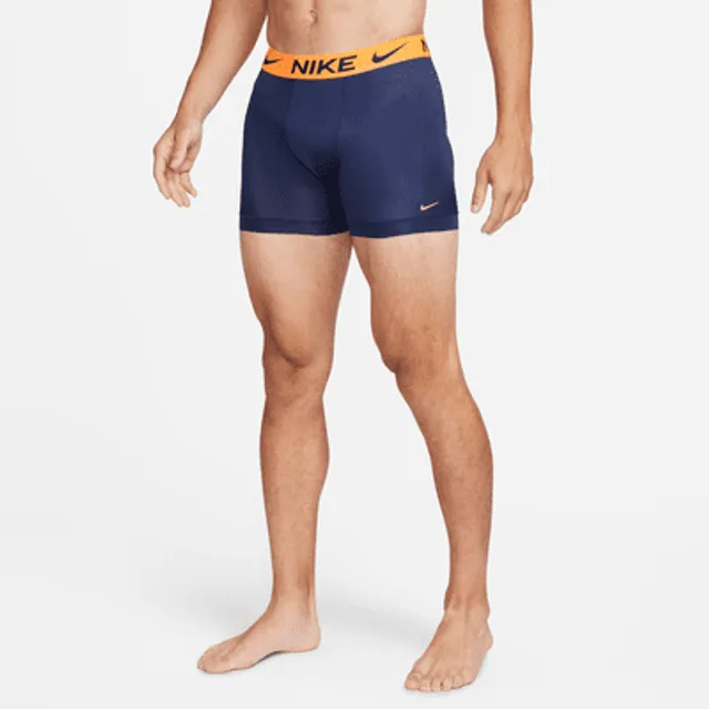 Nike Dri-FIT Essential Micro Men's Trunks (3-Pack).