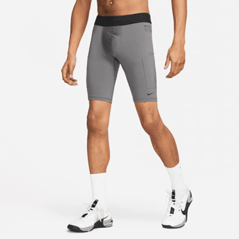 Nike Pro Men's Dri-FIT 3/4-Length Fitness Tights. Nike UK