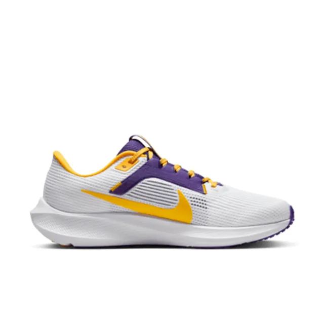 Nike Pegasus 40 (NFL Kansas City Chiefs) Men's Road Running Shoes.