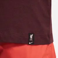 Liverpool FC Big Kids' Soccer T-Shirt. Nike.com