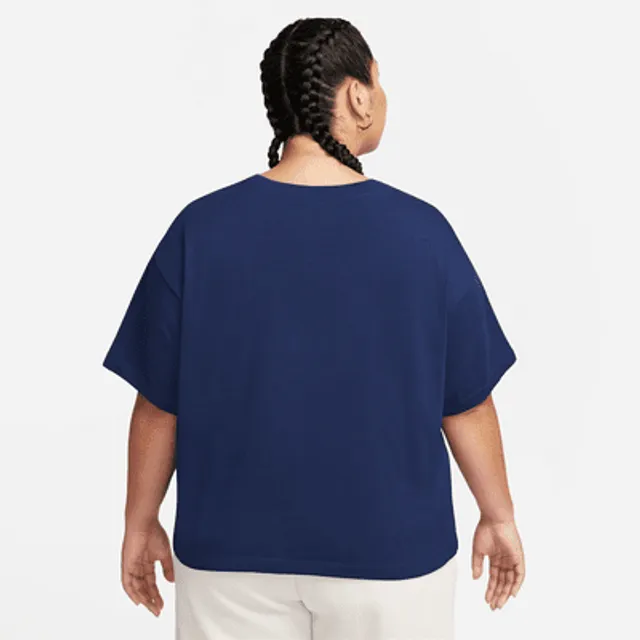 Nike Sportswear Women's Long-Sleeve T-Shirt (Plus Size). Nike LU