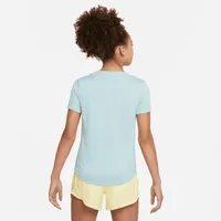 Nike Dri-FIT Big Kids' (Girls') Training T-Shirt. Nike.com