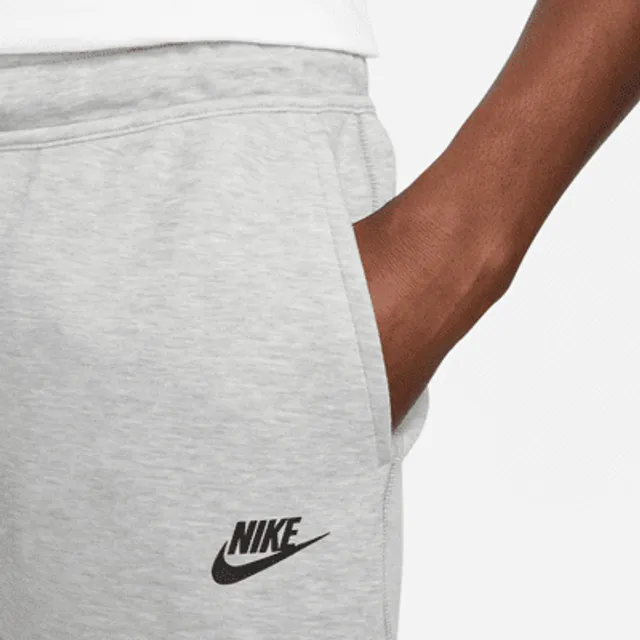 Nike Tech Fleece Slim-Fit Joggers