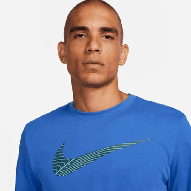 Nike Dri-FIT Men's Fitness T-Shirt.