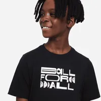 Nike Sportswear Big Kids' (Boys') T-Shirt. Nike.com