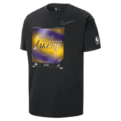 Los Angeles Lakers Essential Men's Nike NBA Max90 T-Shirt. Nike.com