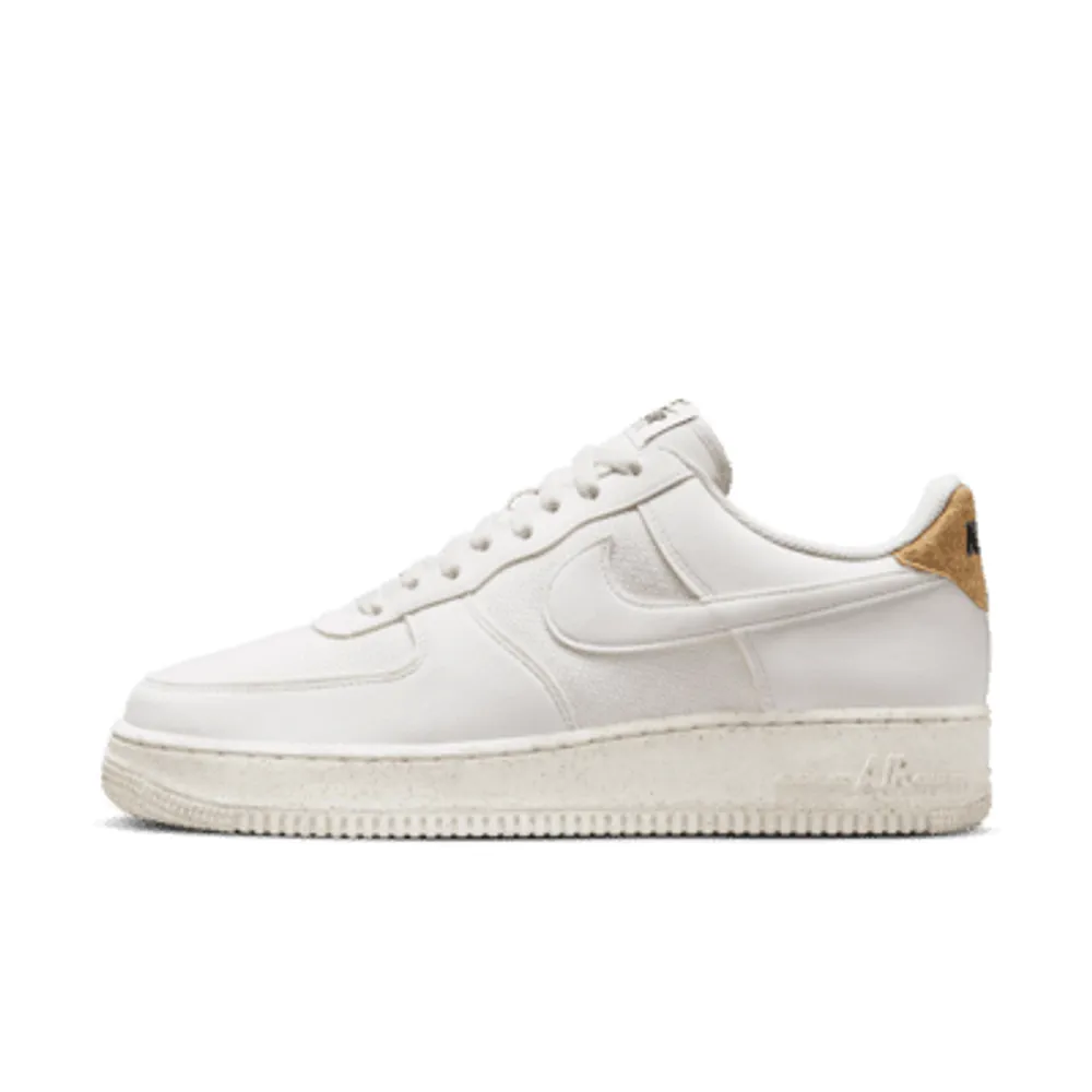 Nike Air Force 1 '07 LV8 Men's Shoes.