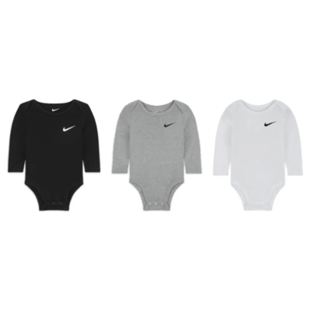 Nike Essentials 3-Pack Long Sleeve Bodysuits Baby Bodysuit Pack. Nike.com
