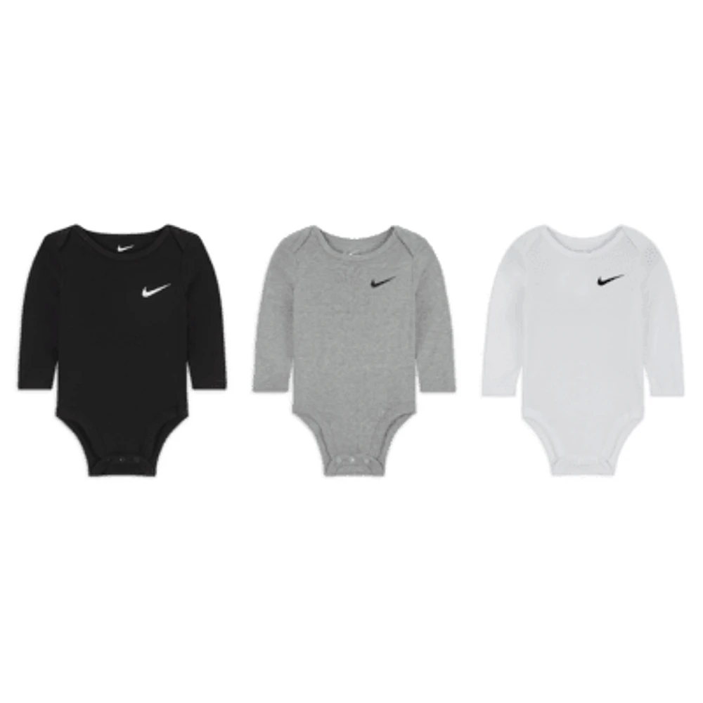 Nike Essentials Baby (0-9M) 3-Pack Long Sleeve Bodysuits. Nike.com